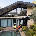 Tourmagne Piscine Villa Nîmes